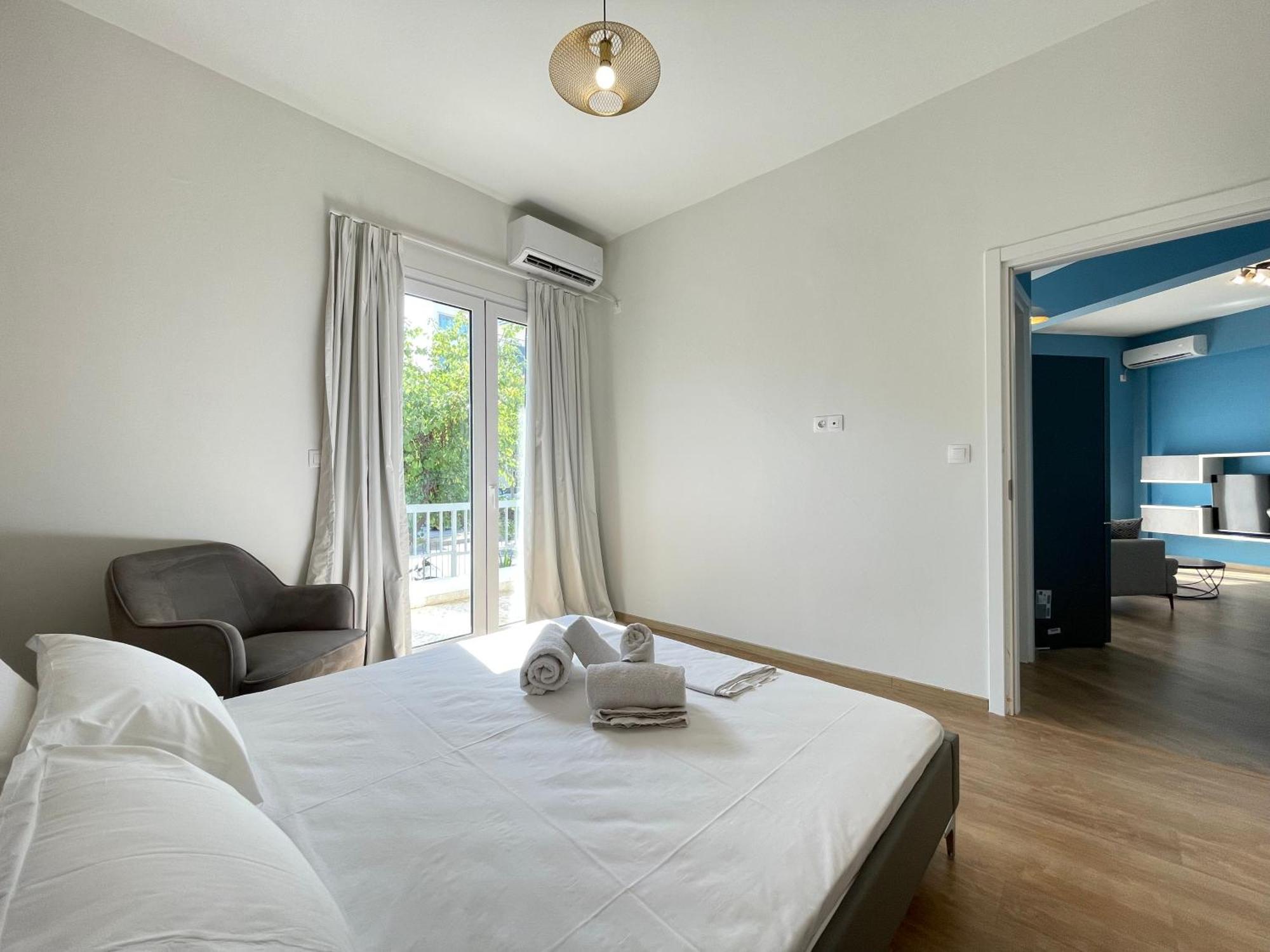 Athenean Bnb Seaside Serenity Steps From The Riviera Екстериор снимка