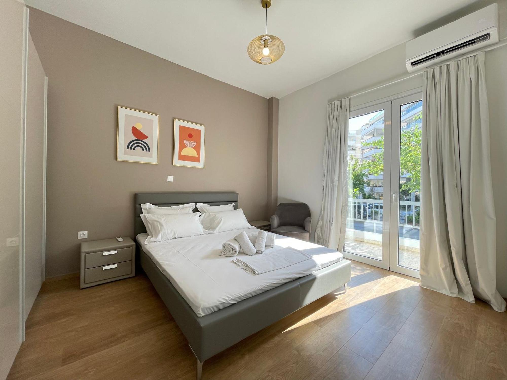 Athenean Bnb Seaside Serenity Steps From The Riviera Екстериор снимка