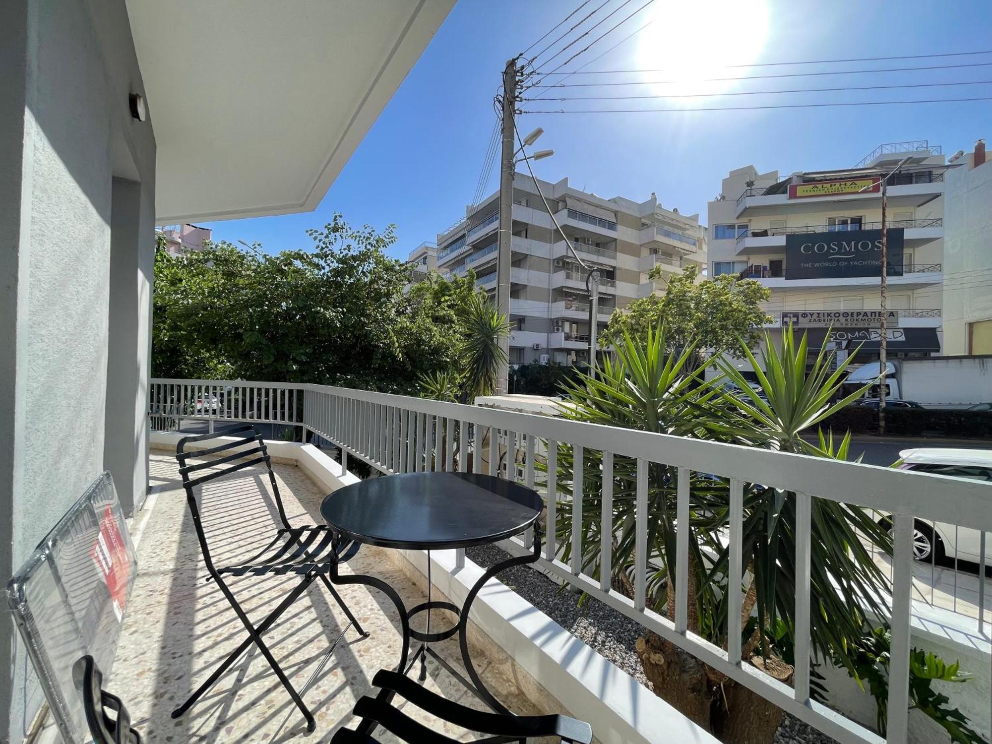 Athenean Bnb Seaside Serenity Steps From The Riviera Екстериор снимка