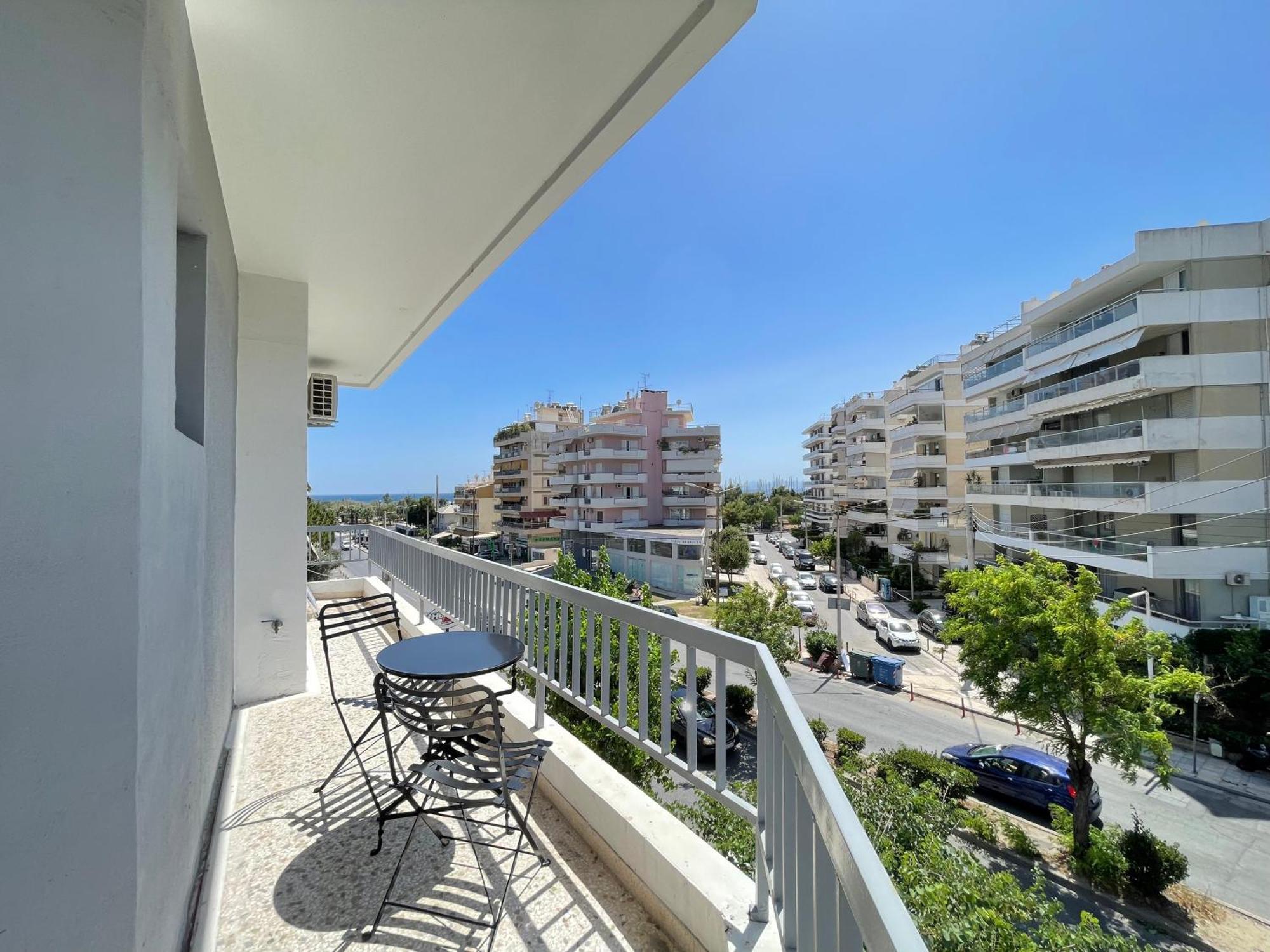 Athenean Bnb Seaside Serenity Steps From The Riviera Екстериор снимка